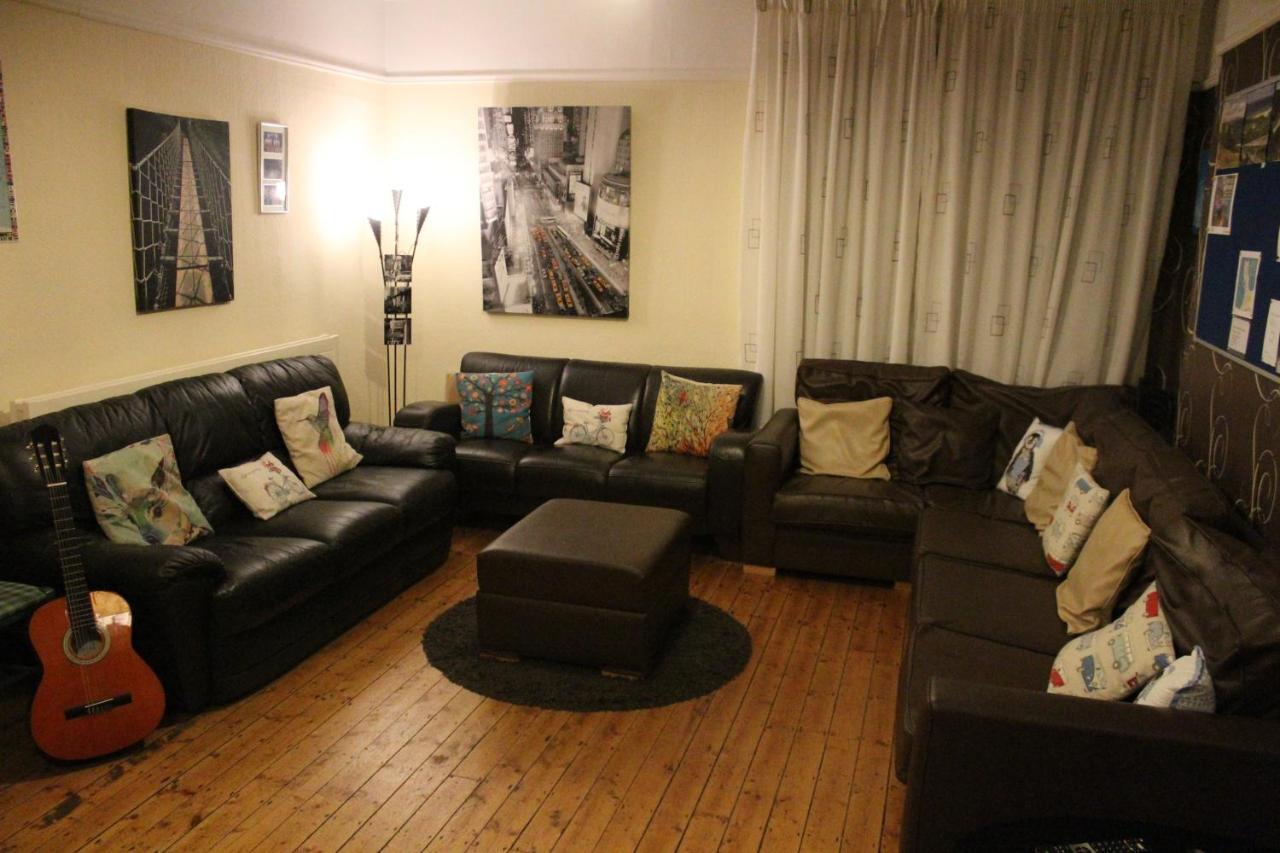 Portrush Holiday Hostel Guesthouse Exteriör bild